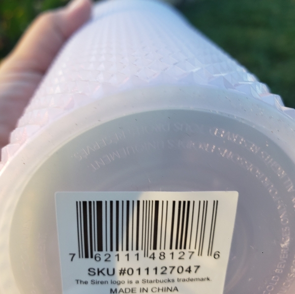 💜☕🎁 2021 STARBUCKS HOLIDAY STUDDED LILAC VENTI TUMBLER 24 oz 🎄💜 - Picture 4 of 6